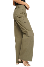 Load image into Gallery viewer, Reed Cargo Pants